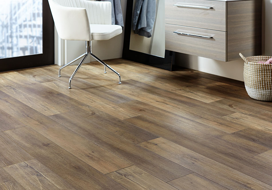 Best Flooring Options For Your Sunroom, All Weather Laminate Flooring